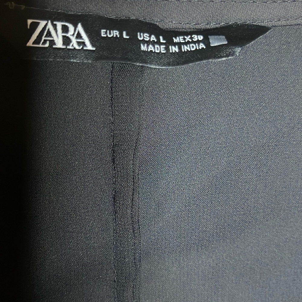 Zara Black Stylish Garment - Picture 2 of 6
